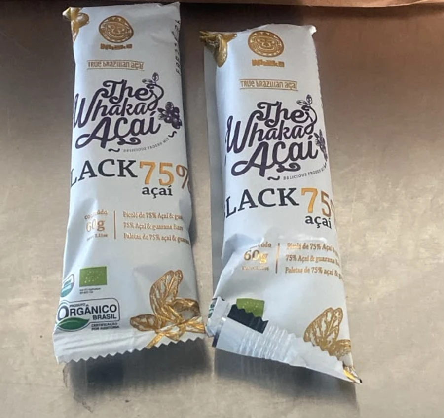 Paletas de Açaí The Whaka 75% (Caja 33 u)
